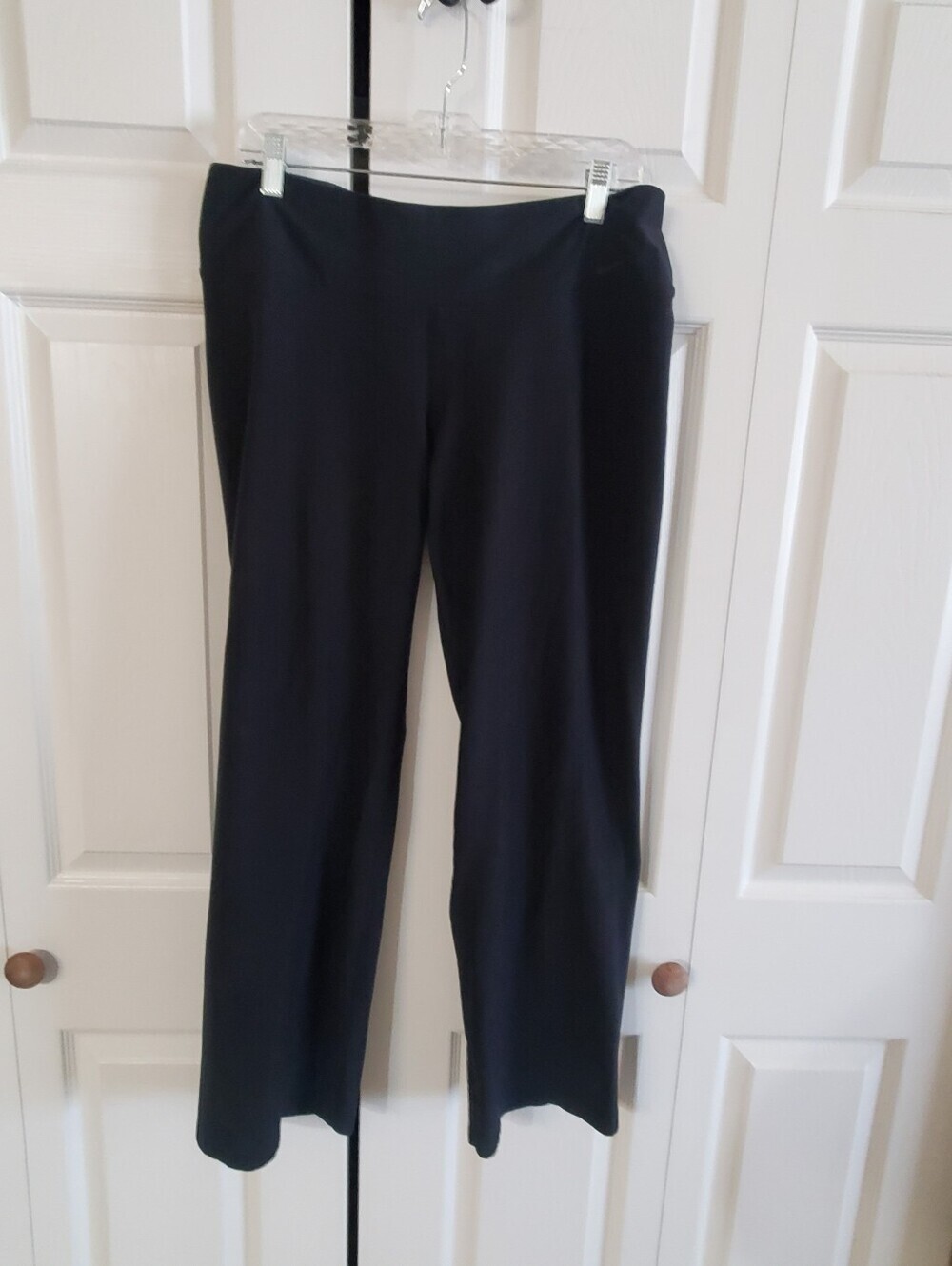 NIKE LOUNGE SZ XL DRI FIT . ONE LEGEND PANT STRAIGHT LEG PULL ON BLACK